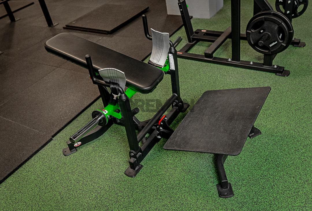 primefitnessusa Plate Loaded Seated Row. We got this machine with